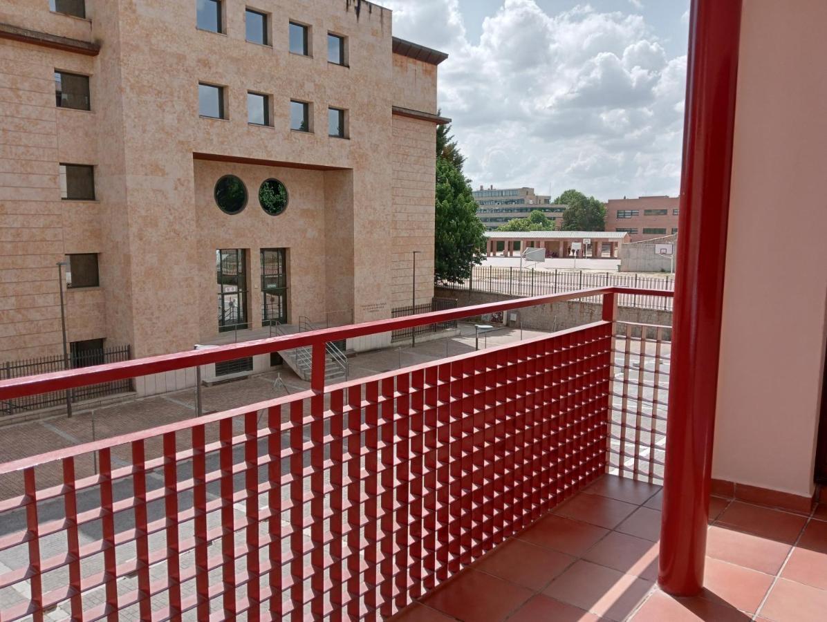 Jardines De La Muralla Free Parking Salamanca Exterior foto